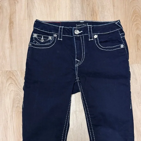 True Religion Black Skinny Jeans with Contrast White Stitching - Picture 3 of 10